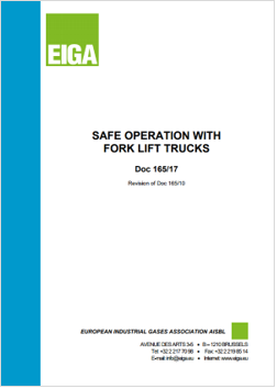 Doc 165 17 Safe Operation with Fork Lift Trucks