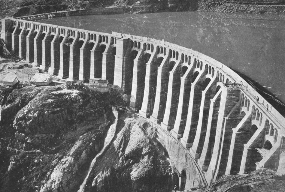 Figura 1 Il collasso della diga del Gleno del 1923